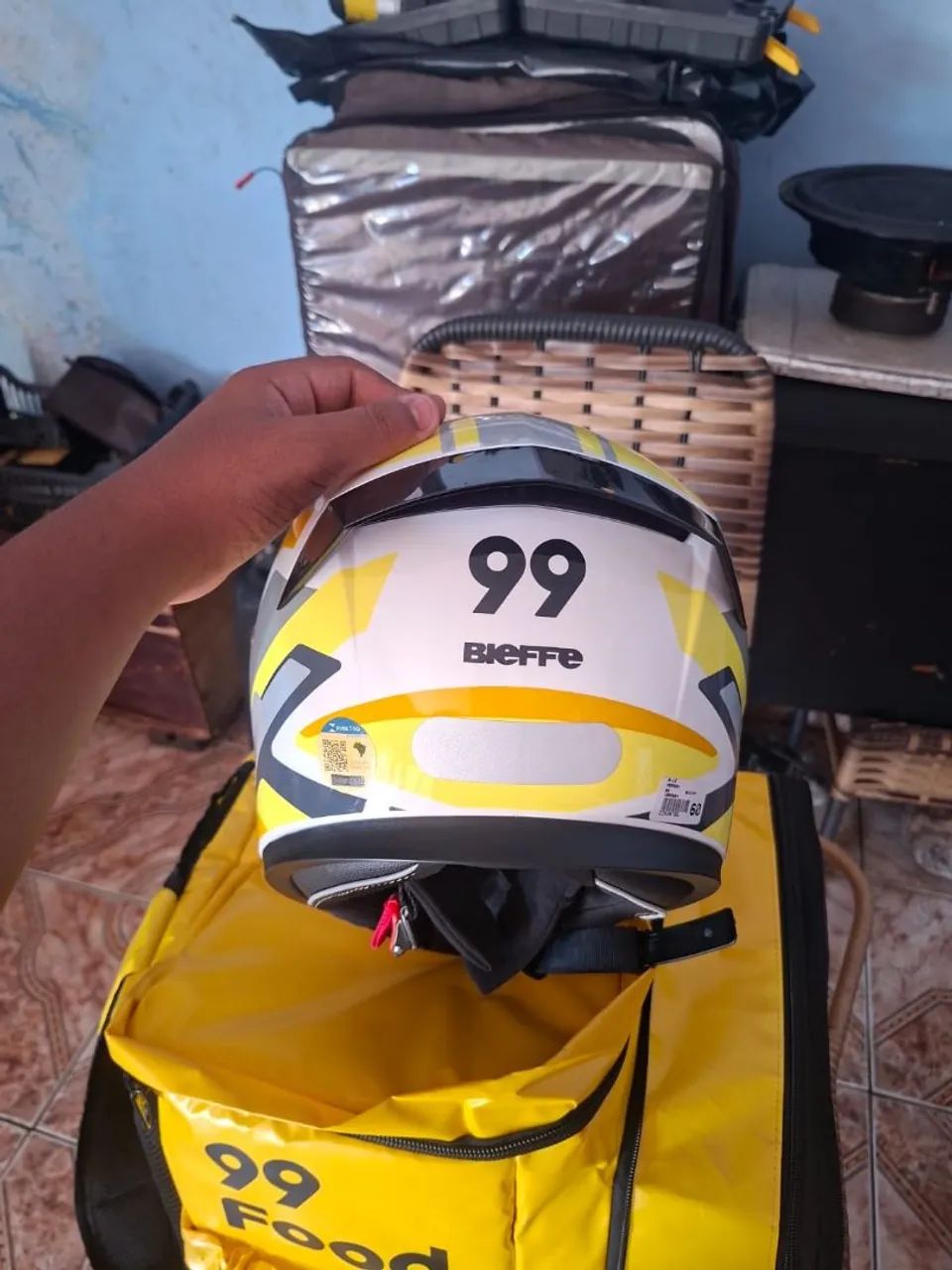 Capacete 99 - Foto 2