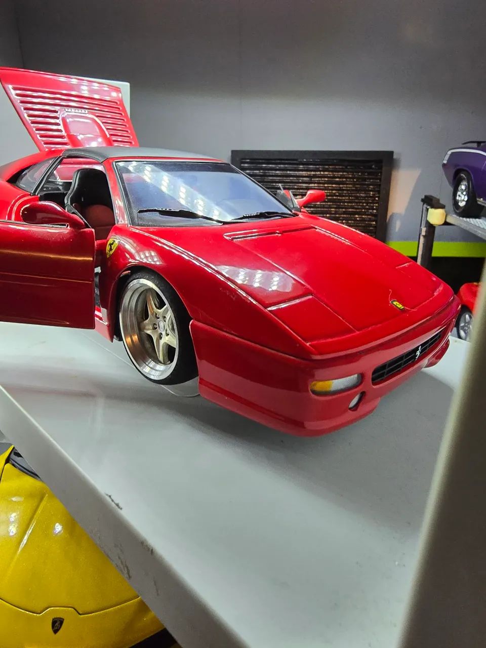 Ferrari 355 utmodels 1/18 - Foto 2