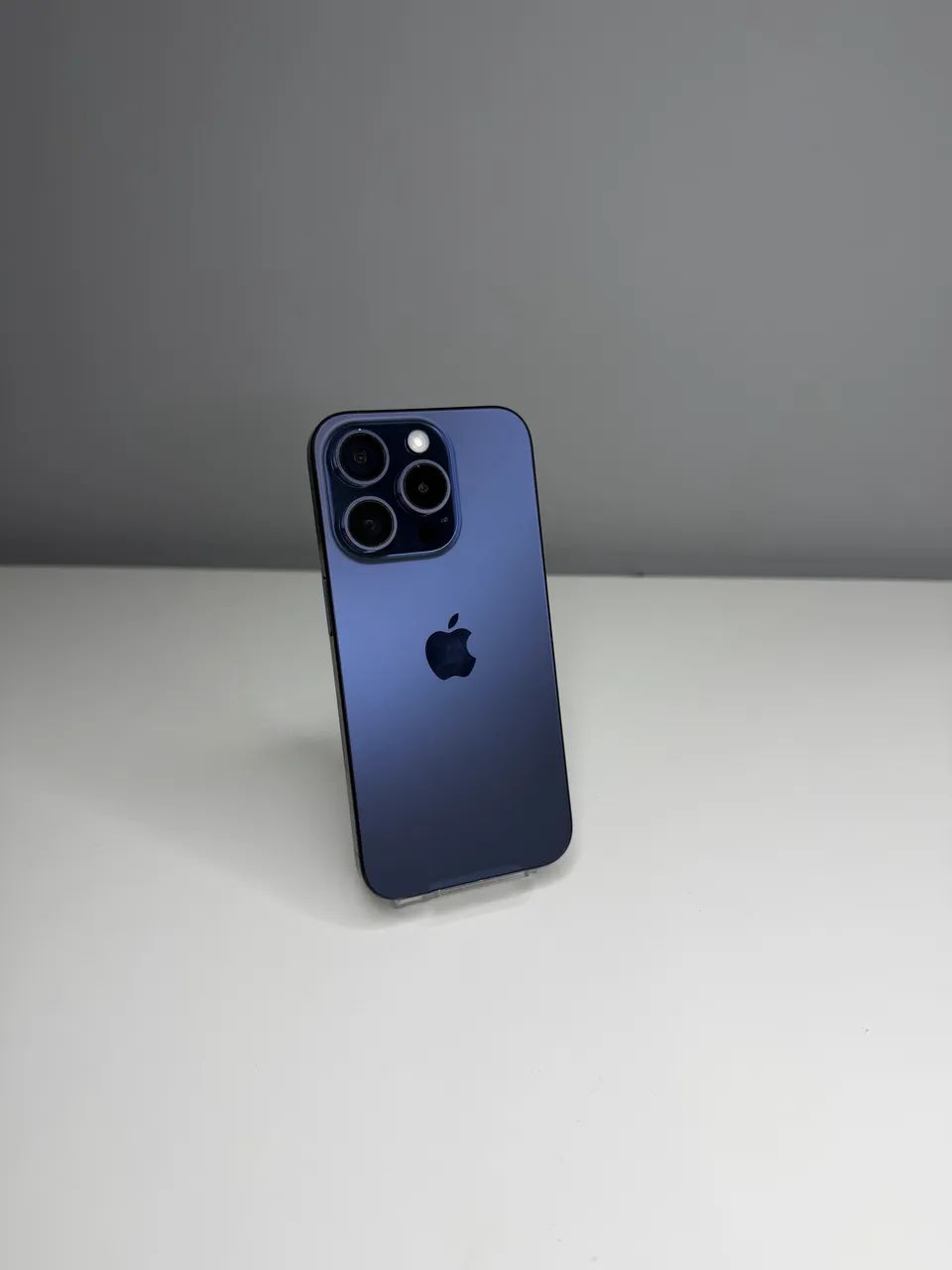 iPhone 15 Pro 256GB Azul - OPORTUNIDADE
