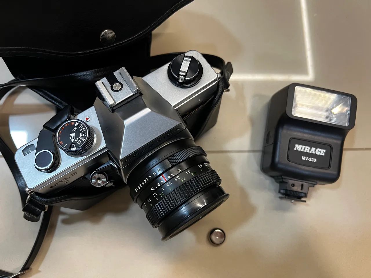 PRAKTICA MTL-5 一眼レフカメラセット　ドイツで購入 Câmera fotográfica MTL 5 PRAKTICA - Câmeras e Filmadoras - Setor