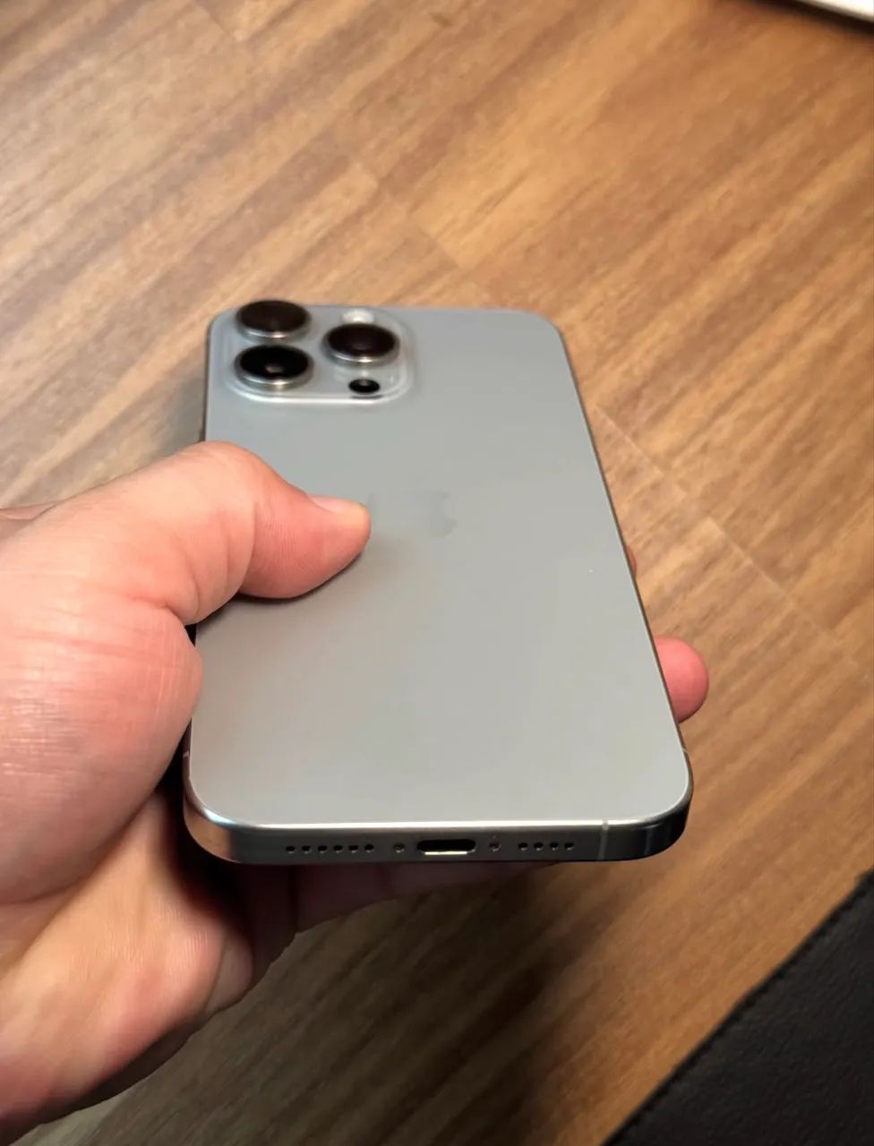 iPhone 15 Pro Max 256/GB  - Foto 2