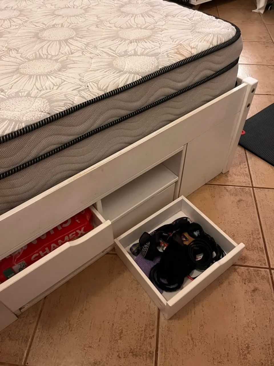 Cama de casal com 4 gavetas - Foto 5