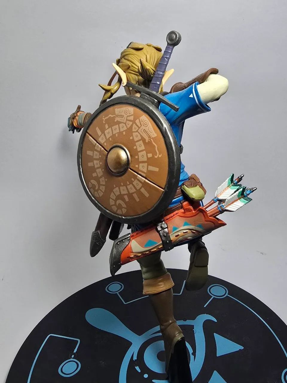 Estátua Link - Zelda Breath of the Wild 22cm - Hobbies e coleções
