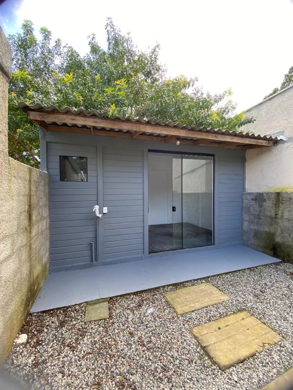 Vendo Terreno com Kitnet construída  - Foto 2