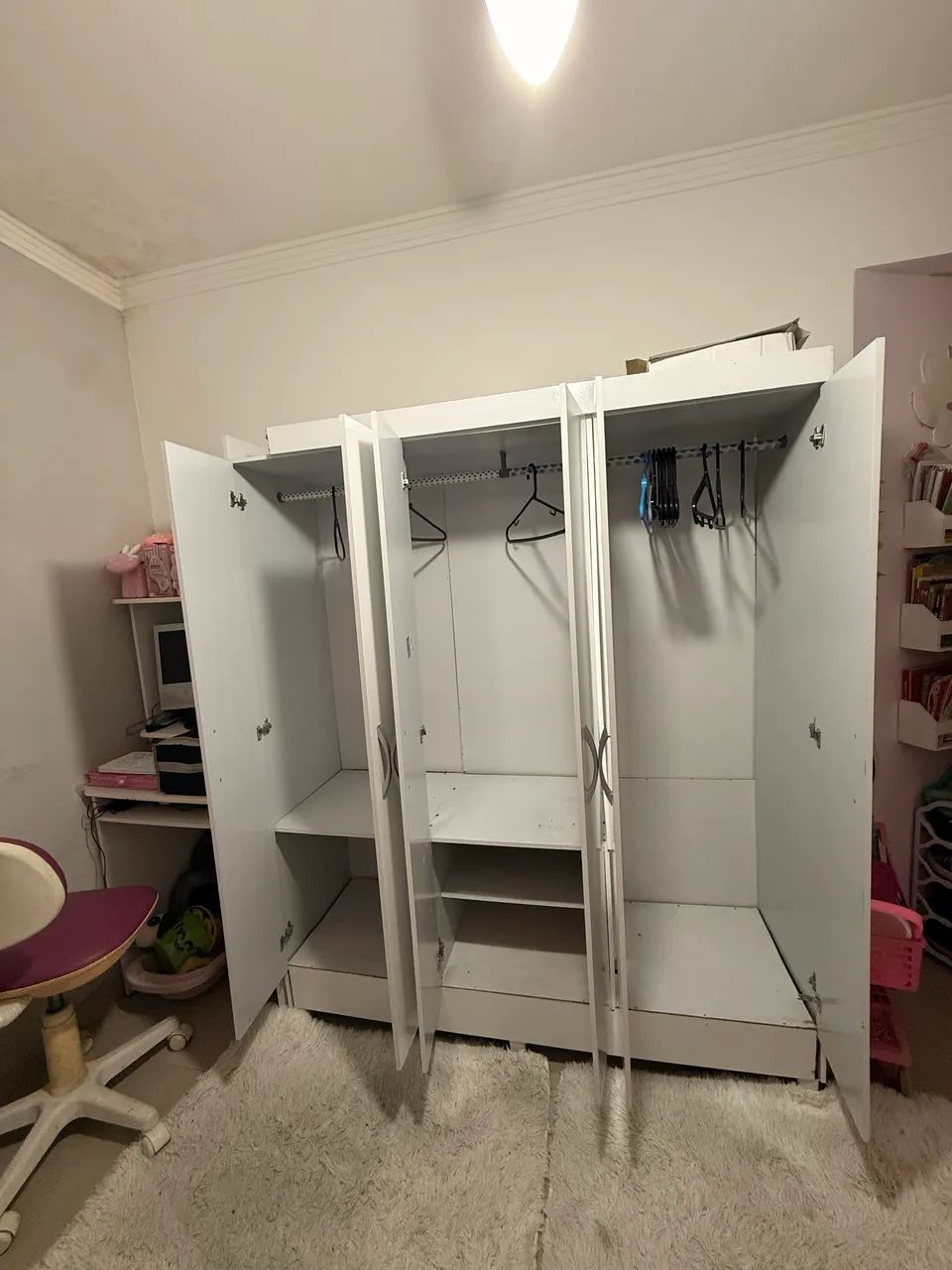 Guarda roupa pequeno - Foto 3