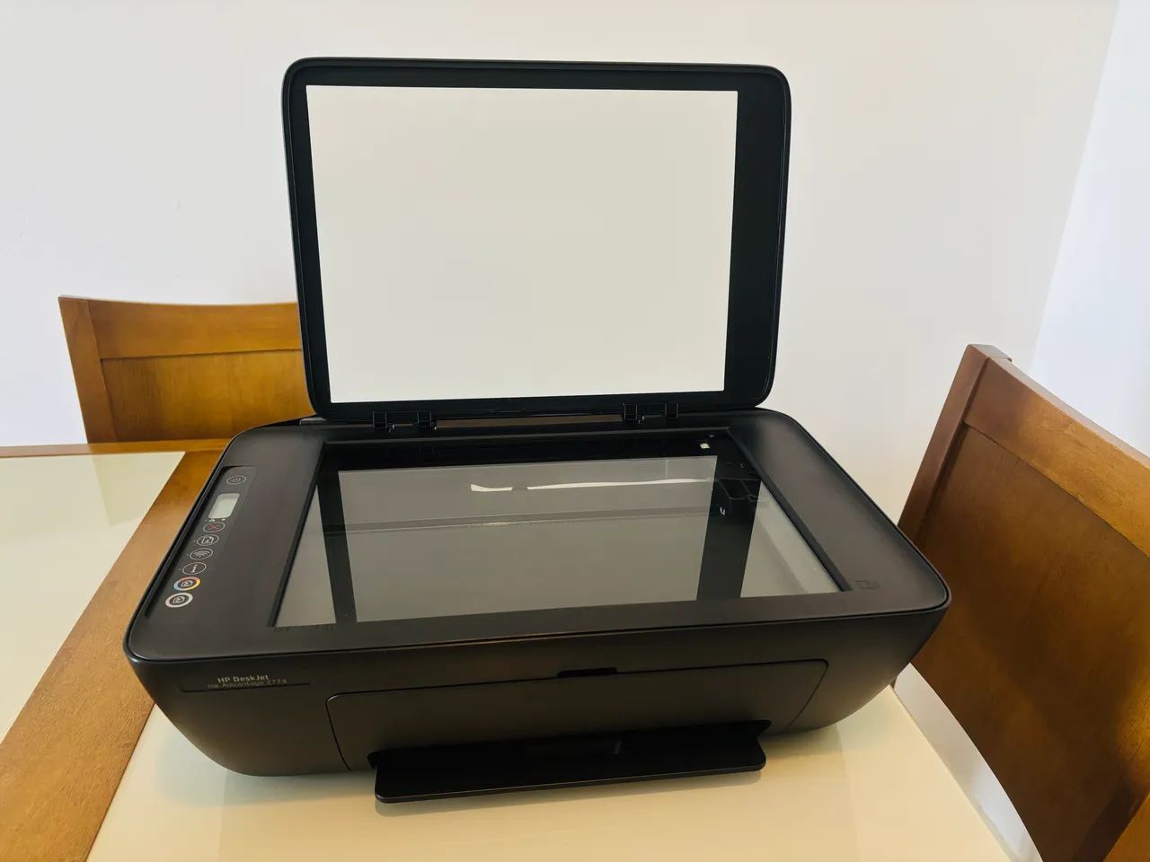 Impressora multifuncional HP Deskjet 2774 - Foto 2
