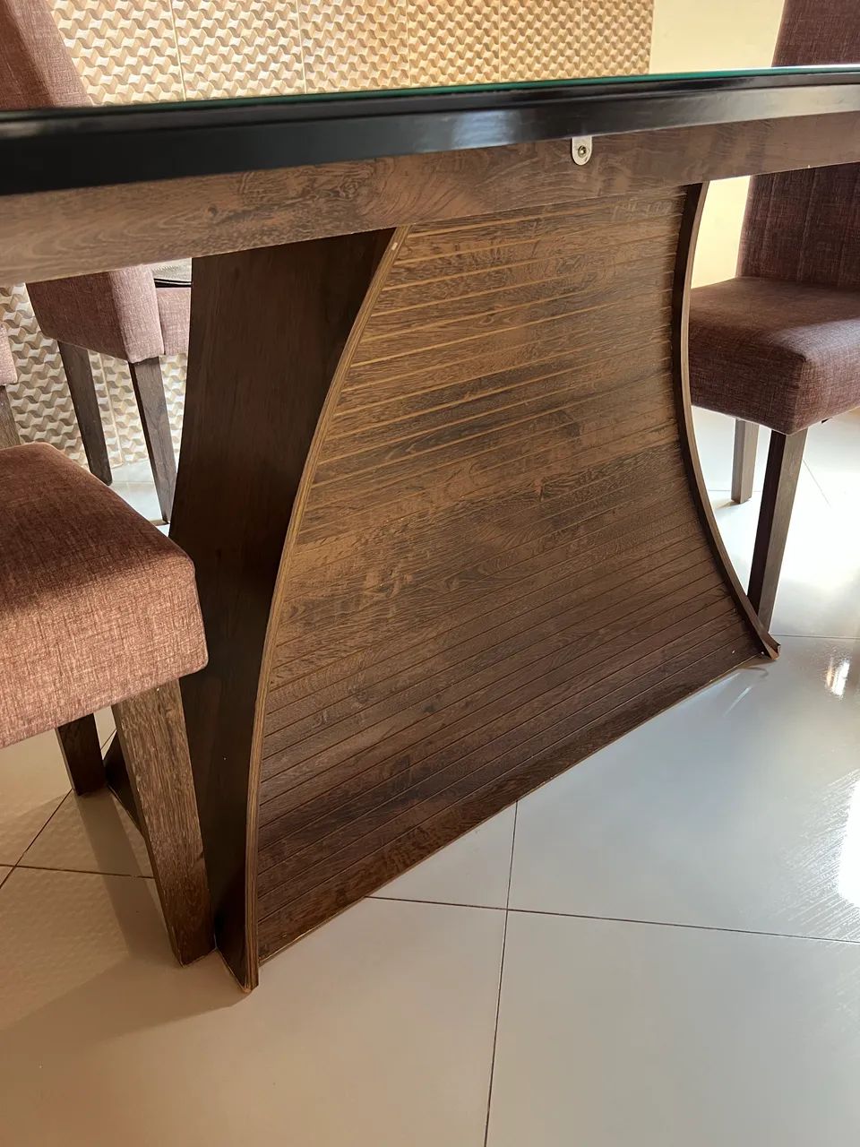 Mesa com 6 cadeiras  - Foto 5