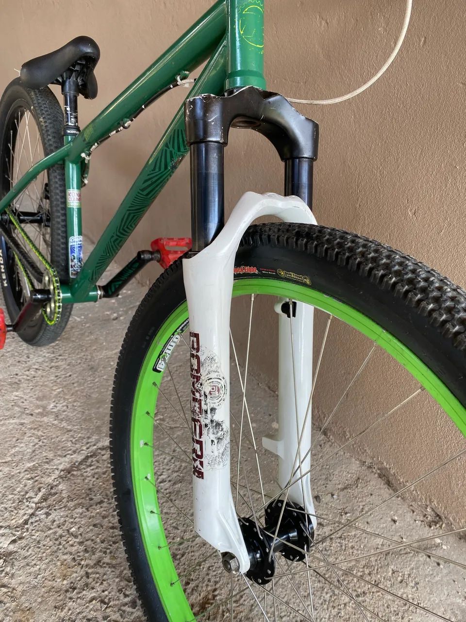 Marzocchi Bomber DJ3 - Acessórios de Ciclismo - Nova Hartz