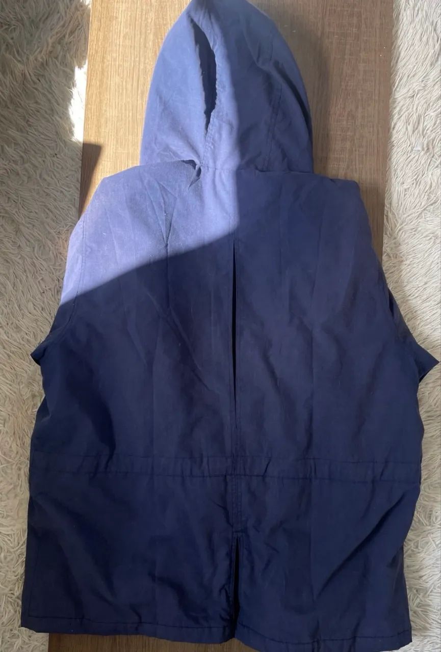 Parka azul com capuz  - Foto 3