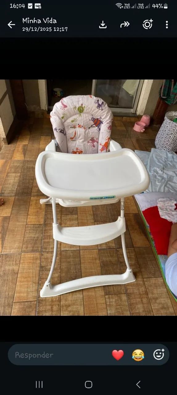 Cadeirinha de alimentação 