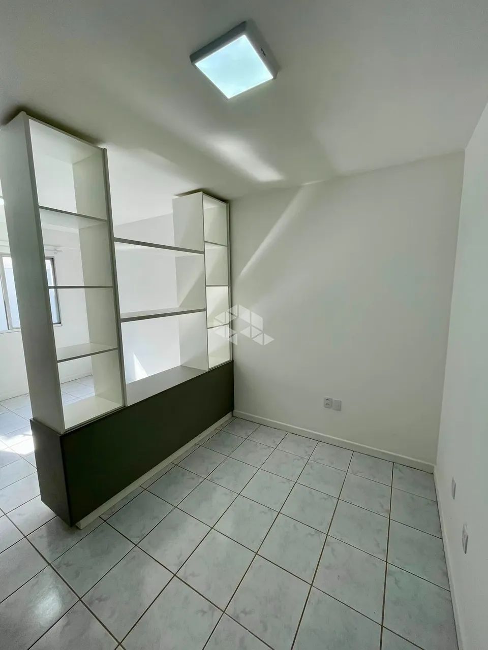 Studio Reformado e Mobiliado à Venda no Kobrasol - Pronto para Morar! - Foto 3