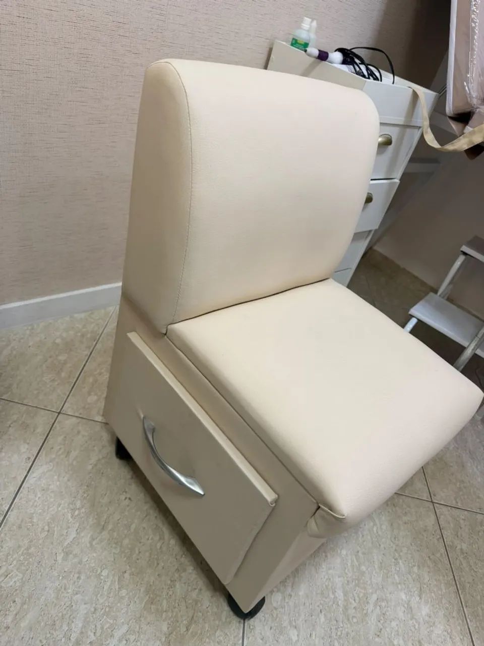 Cadeira pedicure + apoiador de pé - Foto 5