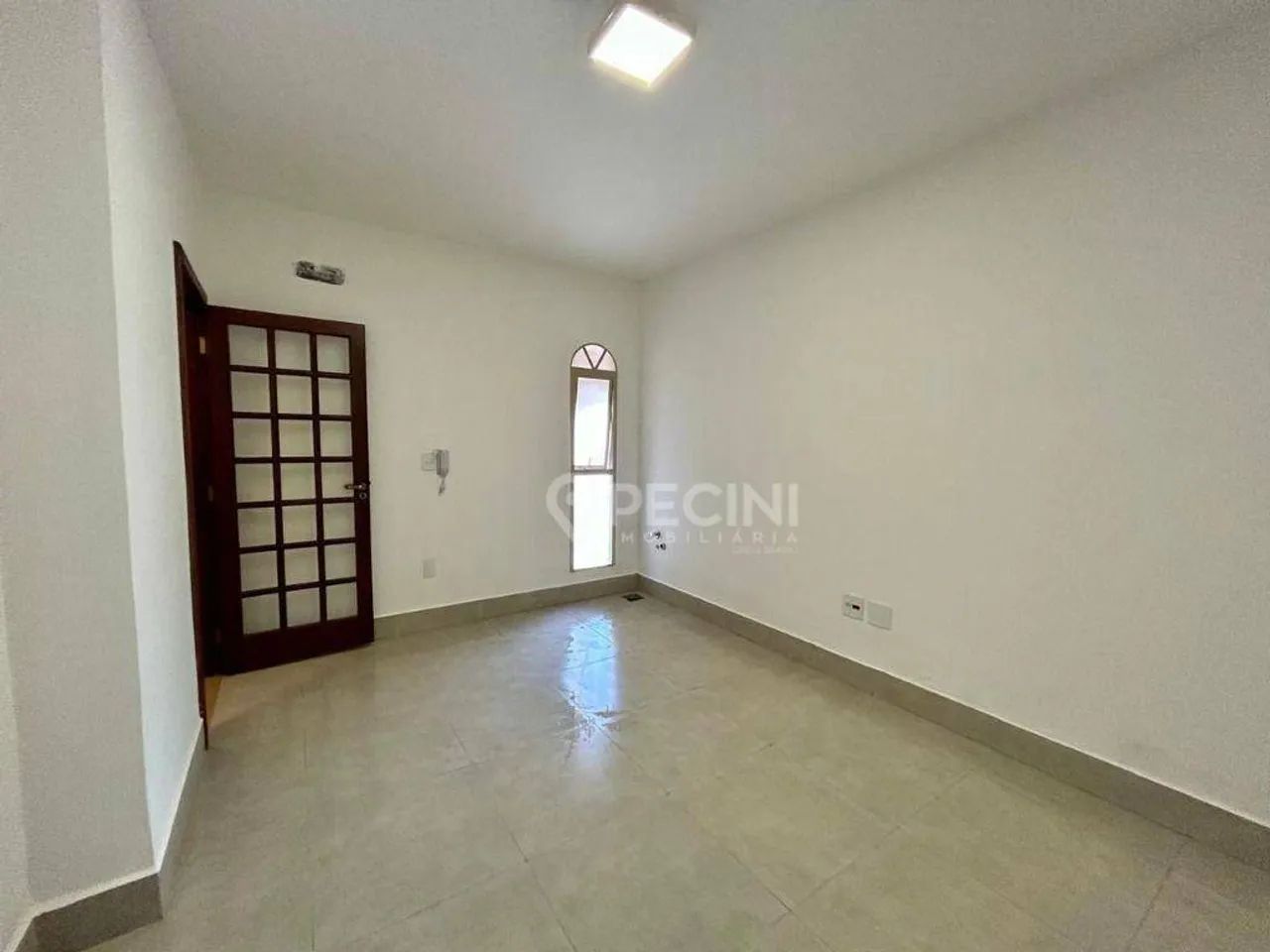Sala comercial para locação no Centro de Rio Claro - Foto 4