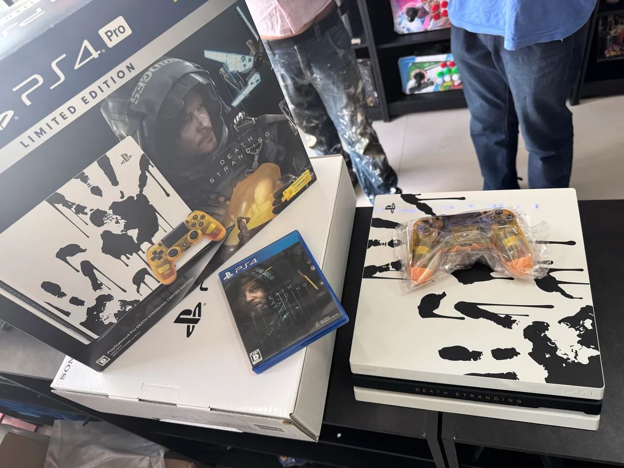 PlayStation 4 pro edição deafh stranger 