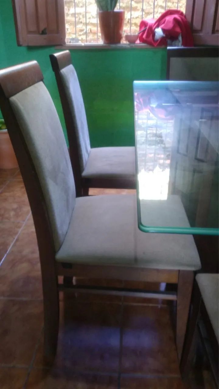 Mesa tampão de vidro com cadeiras - Foto 4