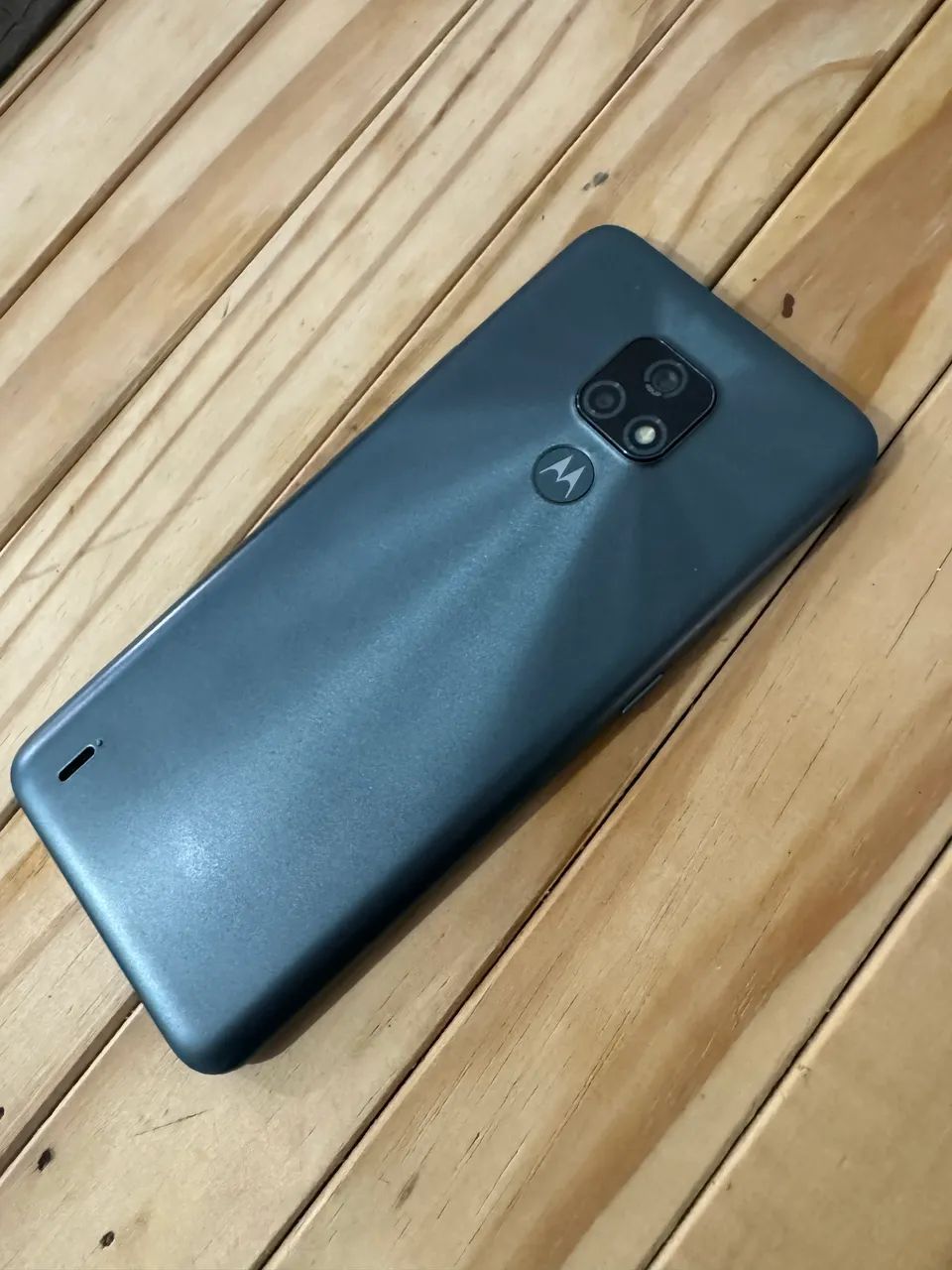 Motorola Moto E7 64GB - Desbloqueado e em ótimo estado - Foto 3