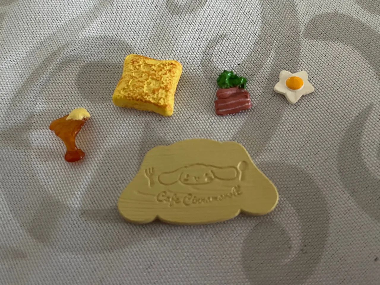 Rement - kirby , kiki e lala e cinnamon roll - Foto 5