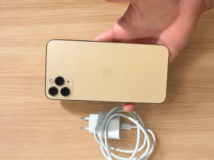 iPhone 11 pro Max, parcelamos no cartão  - Foto 2