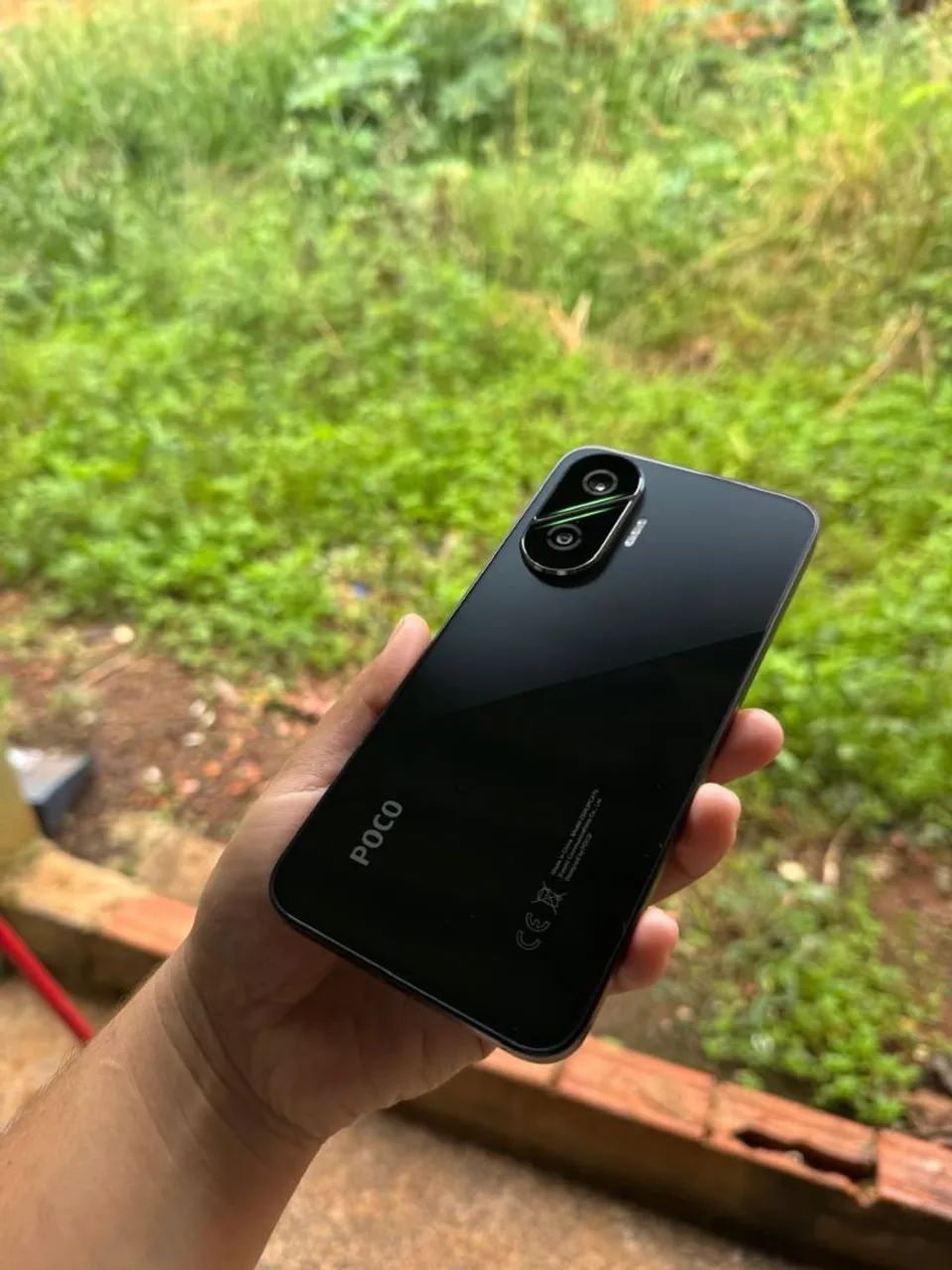 POCO F7 512GB / 12RAM