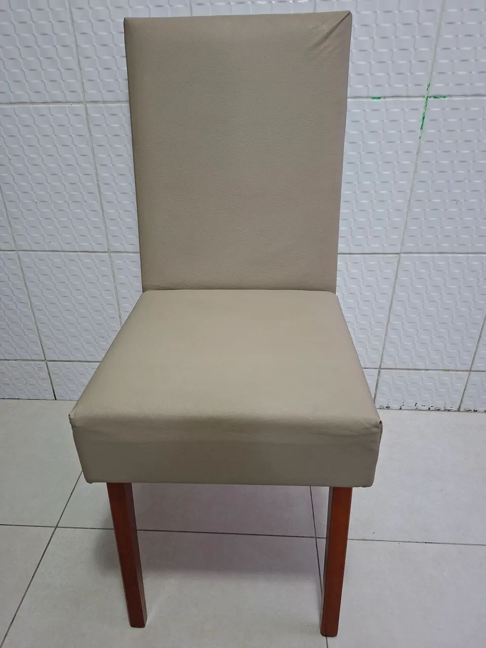 Cadeiras para mesa de jantar