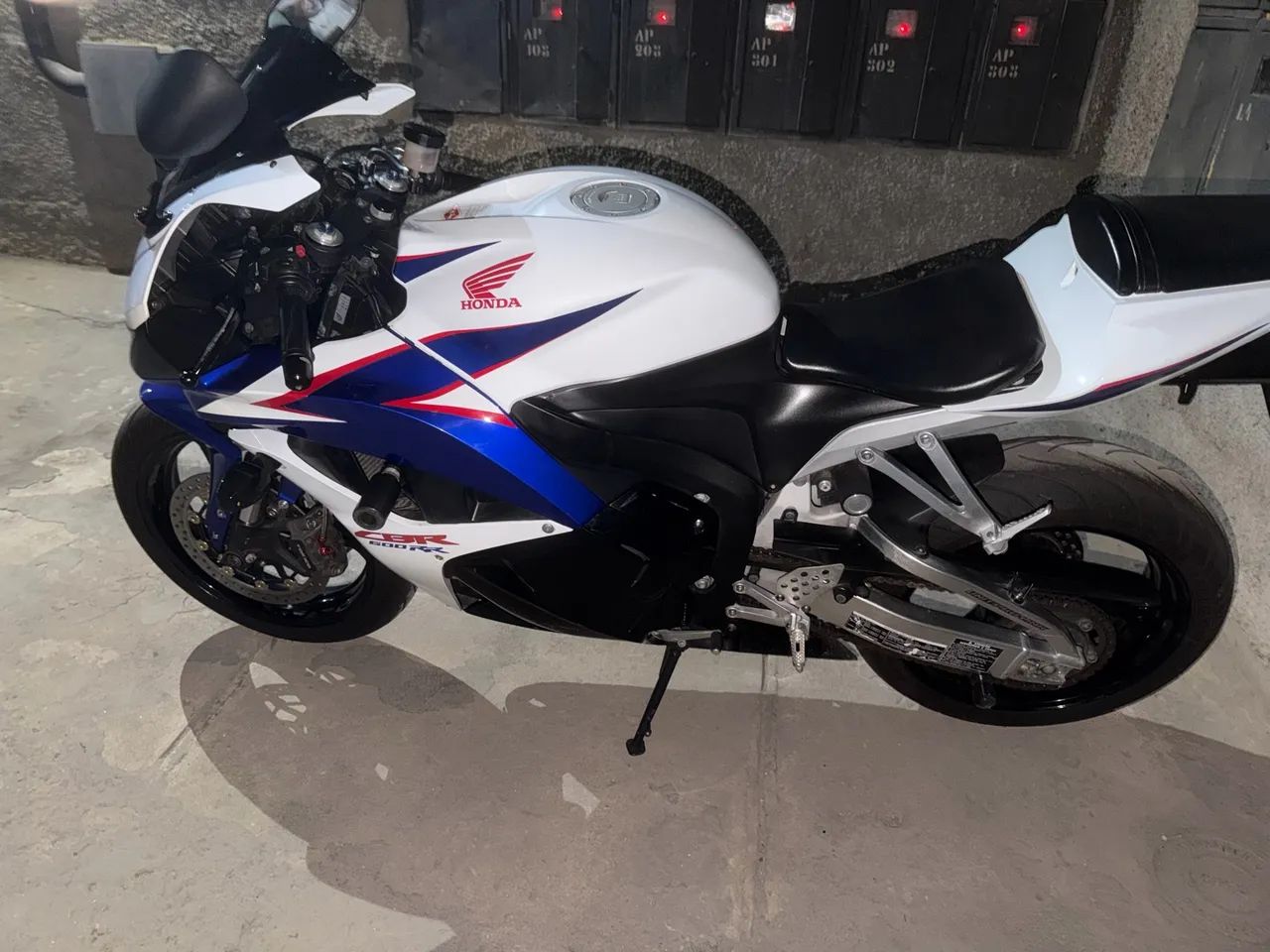 CBR600RR 2011 36000km  - Foto 5