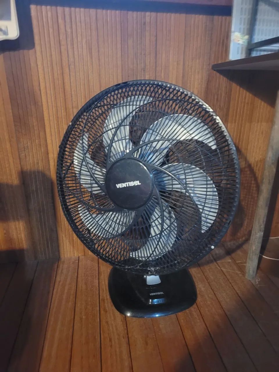 Ventilador ventisol preto 220v 