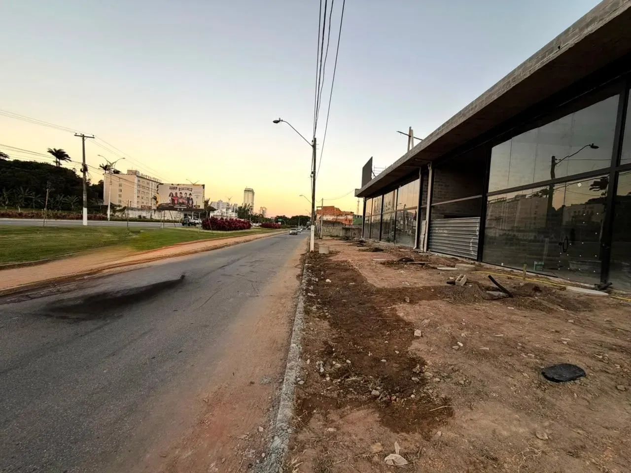 Loja para locação, Glória, Macaé, RJ - Foto 2