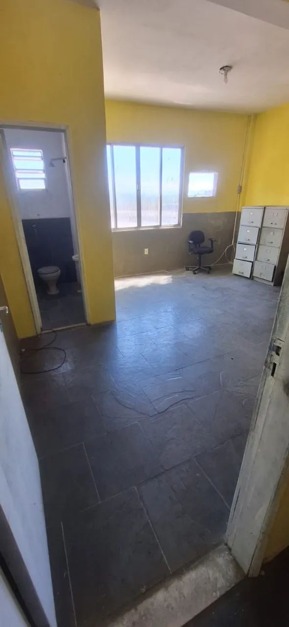 ALUGA-SE SALA NO CENTRO DE ANCHIETA