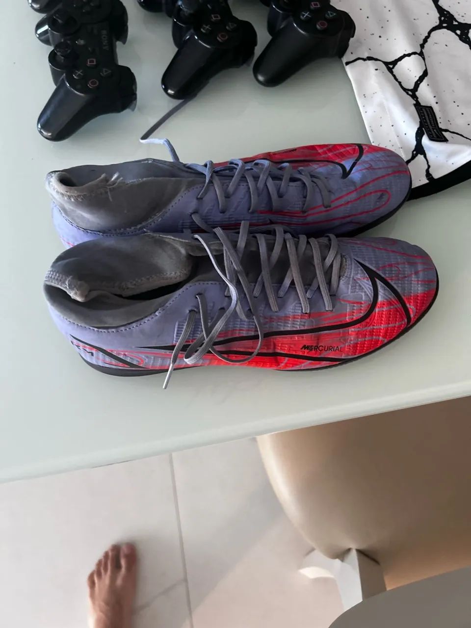 Mercurial mbappe futsal usada 
