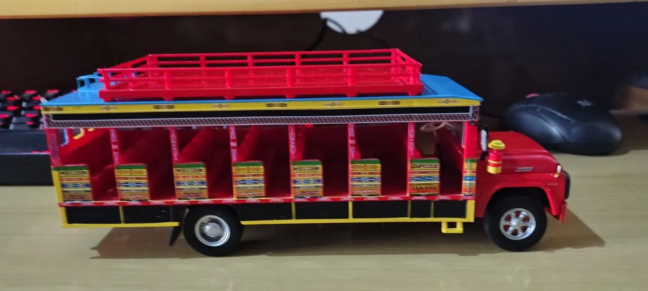 Miniatura de ônibus da Colômbia  - Foto 2