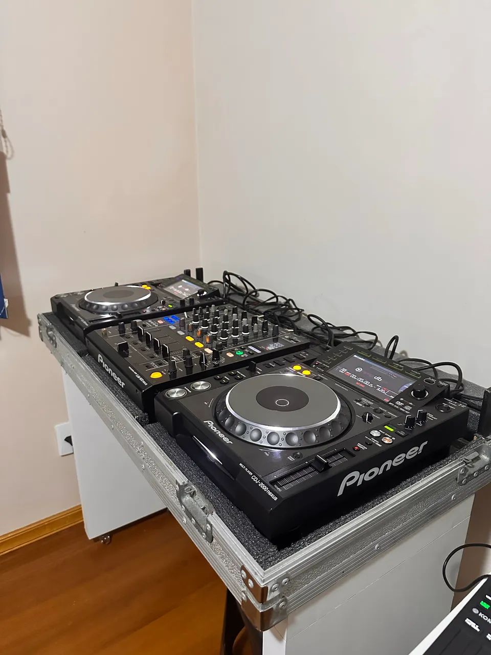 OFERTA: CDJ 2000 nexus + DJM 900 nexus + Hard Case - Foto 2
