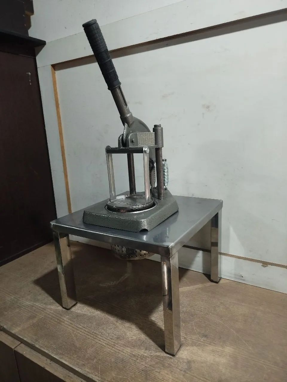 Amassador de batata com base de inox 