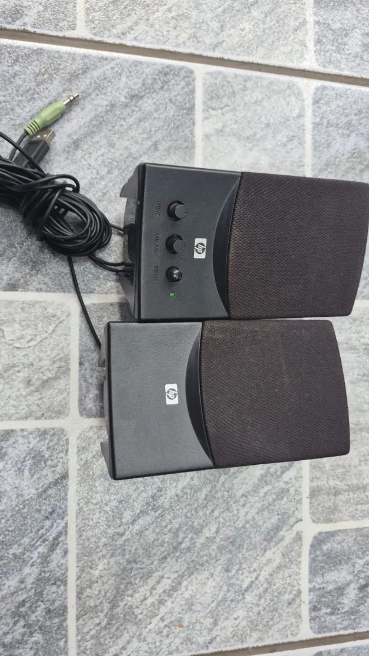 Caixa de som multimidea computador HP USB SP Zona Leste Metrô Patriarca Funcionando perfei