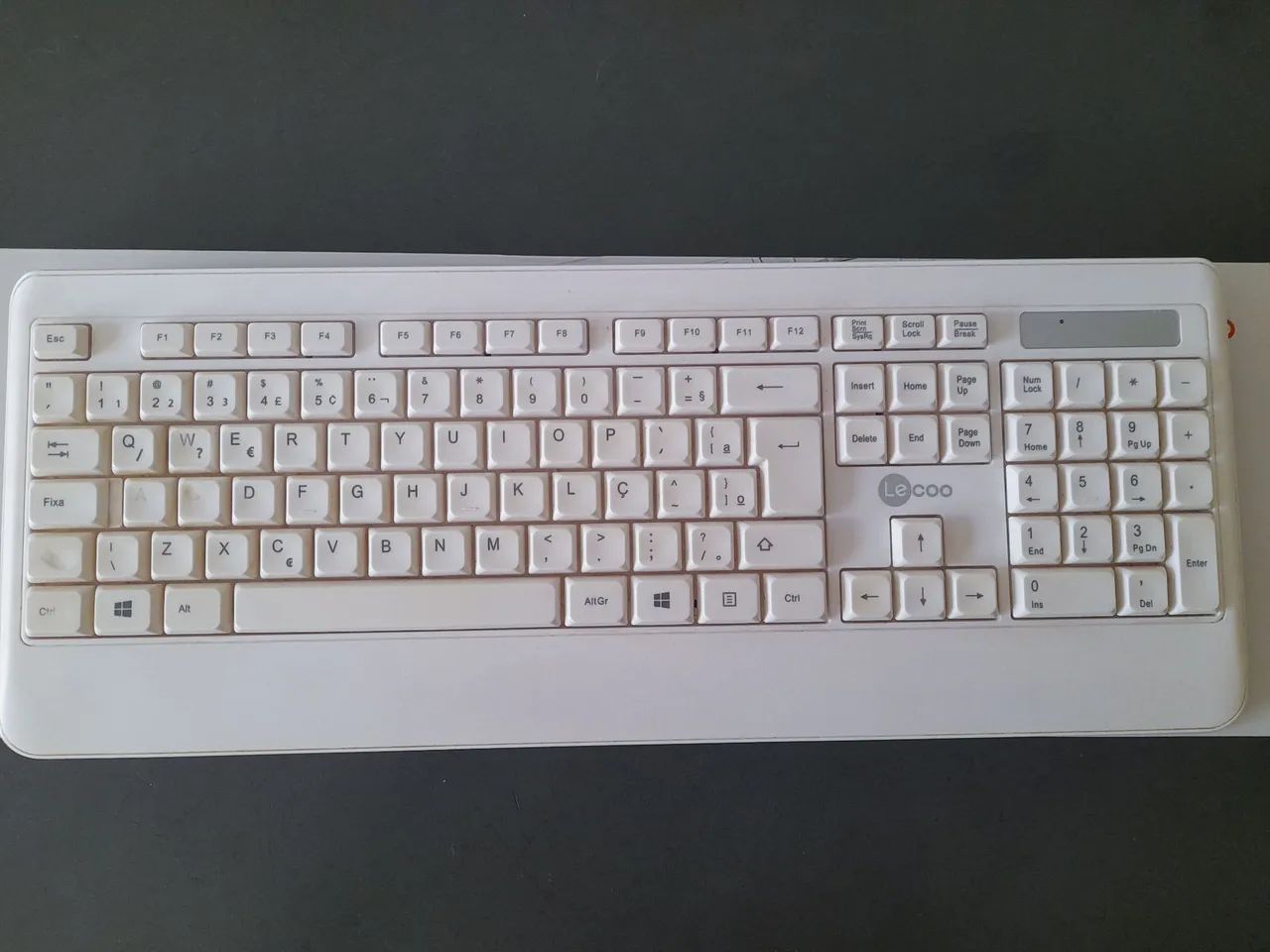 Teclado e Mouse Sem Fio Logitech Branco (Excelente estado e na caixa!) - Foto 3