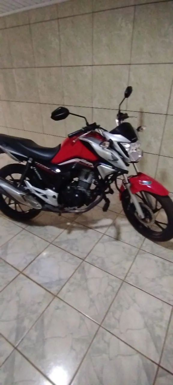 Titan 160