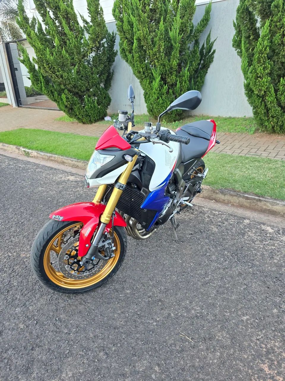 Vende se cb 2012 - Foto 3