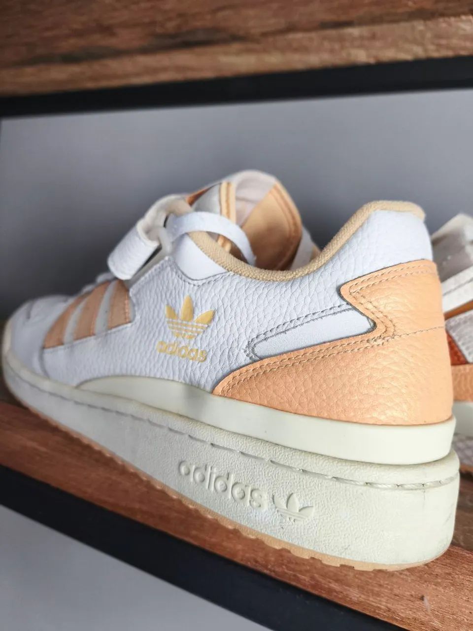 Tênis Adidas Fórum Low - Foto 4