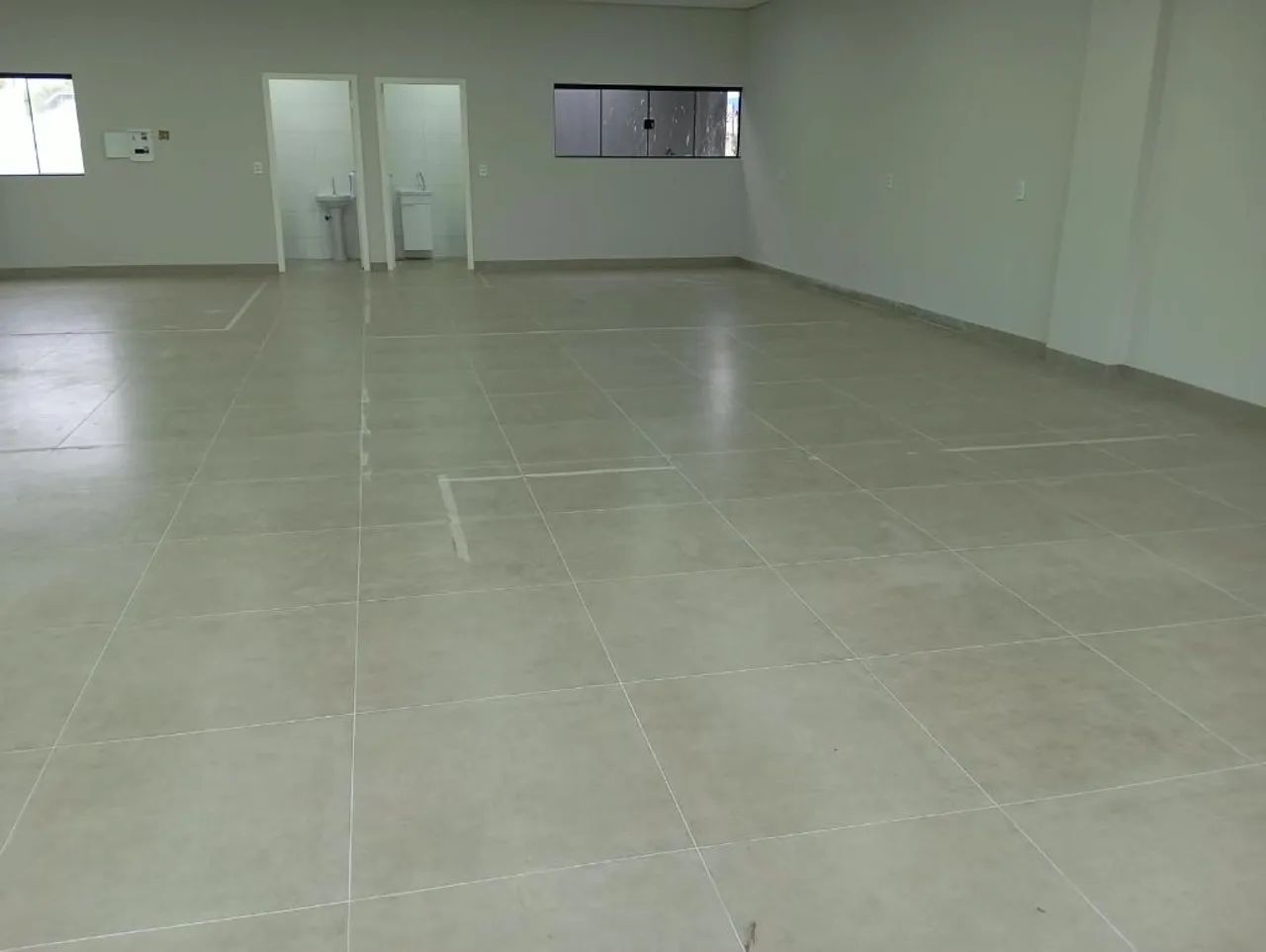 Locação de Comercial / Sala na cidade de ARAPONGAS - Foto 5