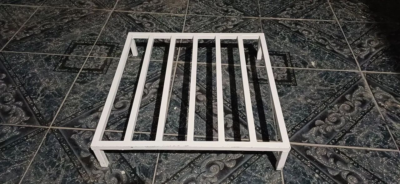 Grade para janela basculante de banheiro