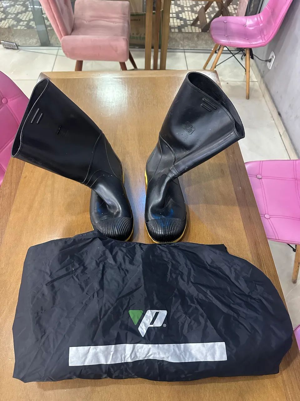 Capa de chuva para moto boy com bota( usada 2 vezes) - Foto 5