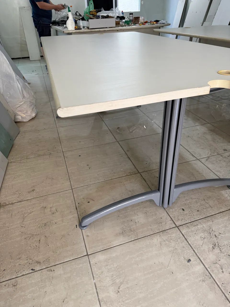 Mesa de reunião ou biro de escritório  - Foto 3