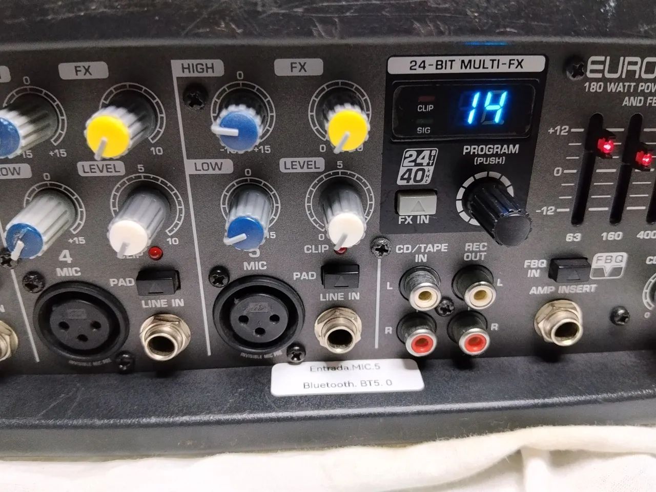 Mixer Amplificado Behringer PMP500M com equalizador gráfico, Potência 500W e 5 Canais - Foto 2