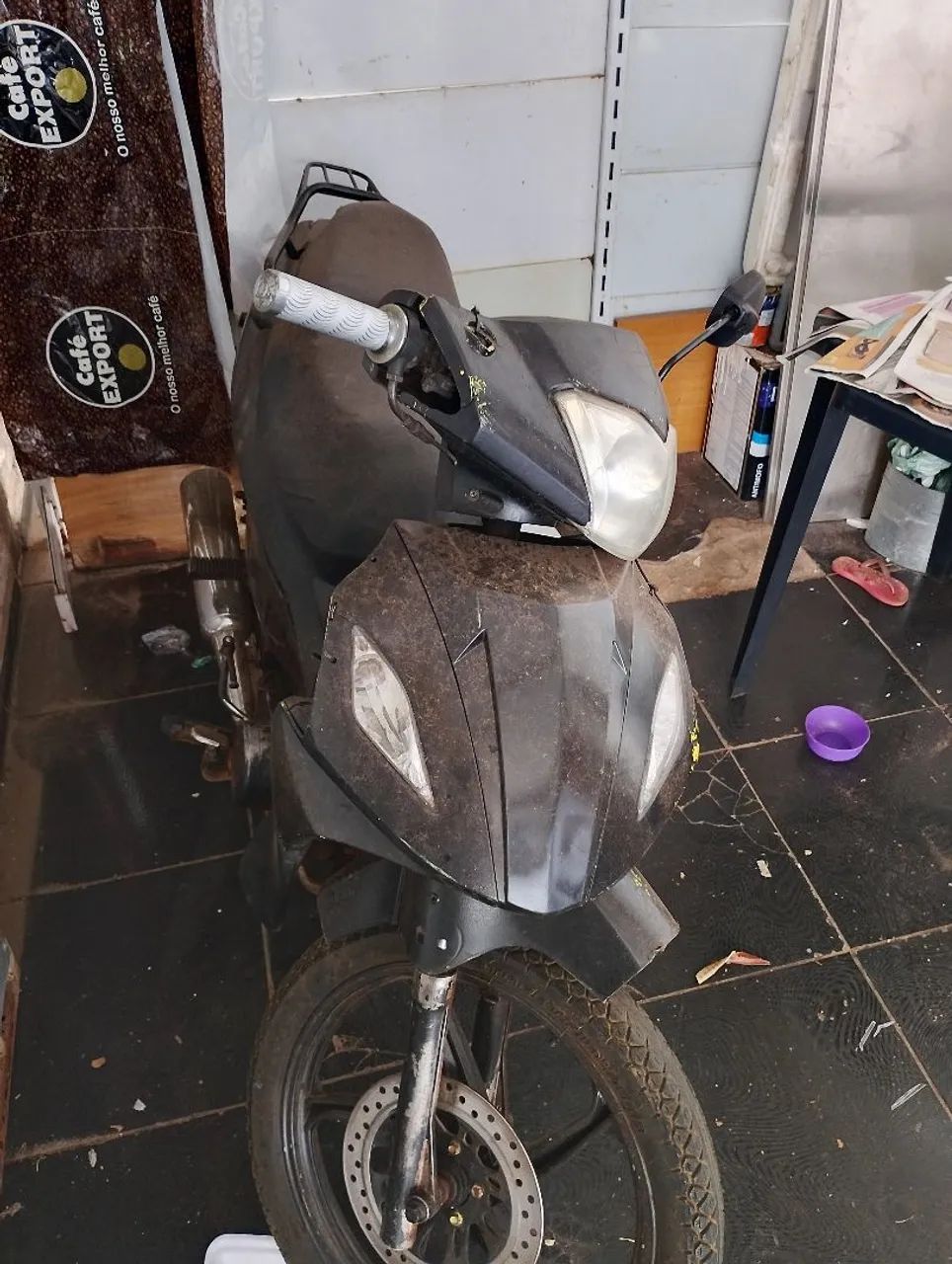 Moto de leilão carcaça - Foto 4