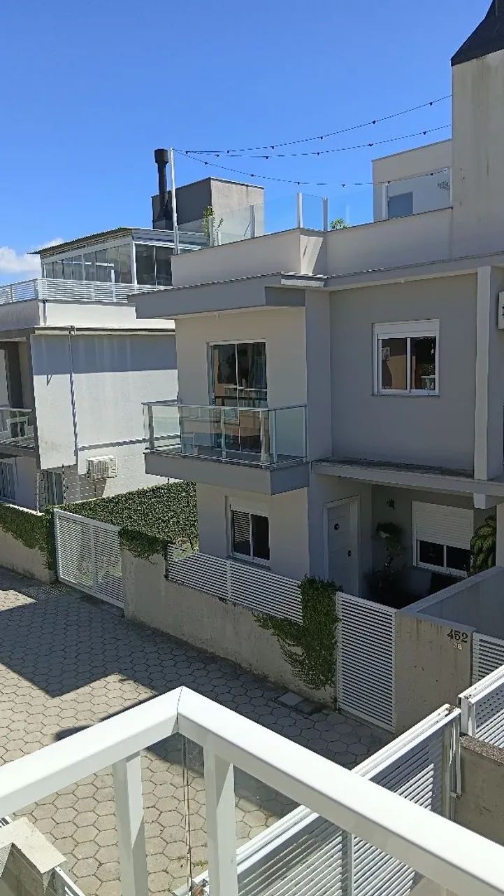 Troco ou vendo sobrado