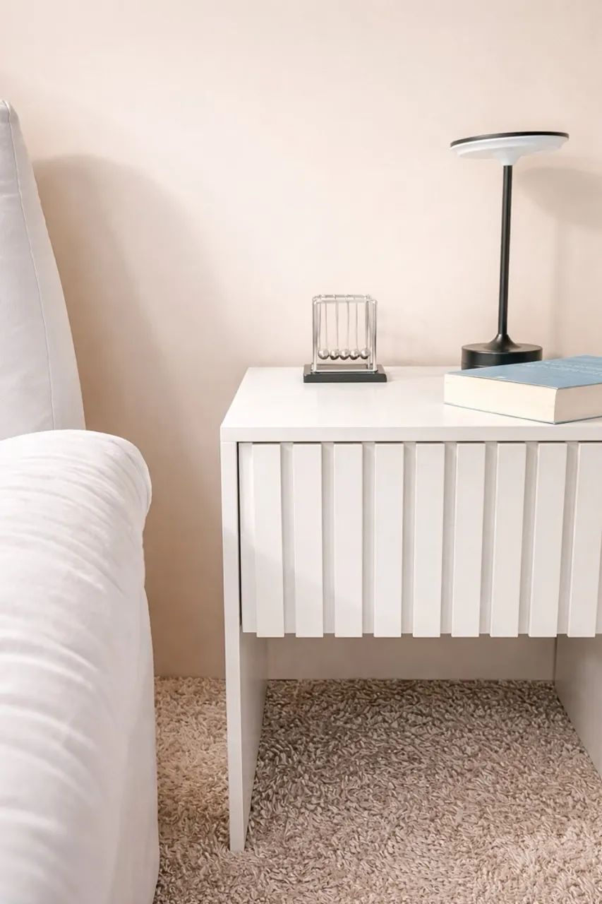 Mesa de cabeceira MDF 45cmx40cm
