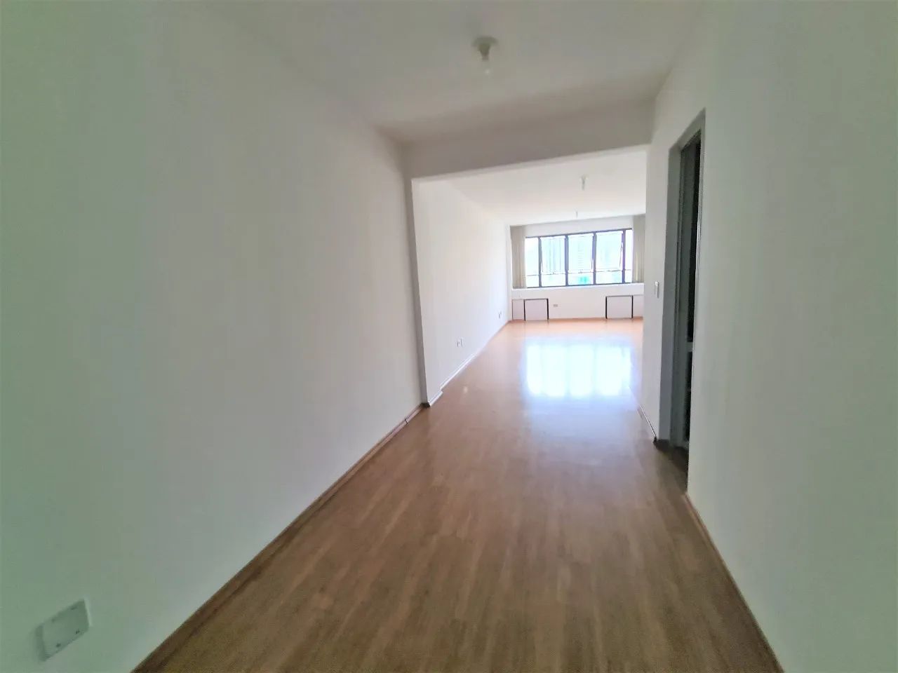 Sala comercial para alugar no Centro, Curitiba - Foto 3