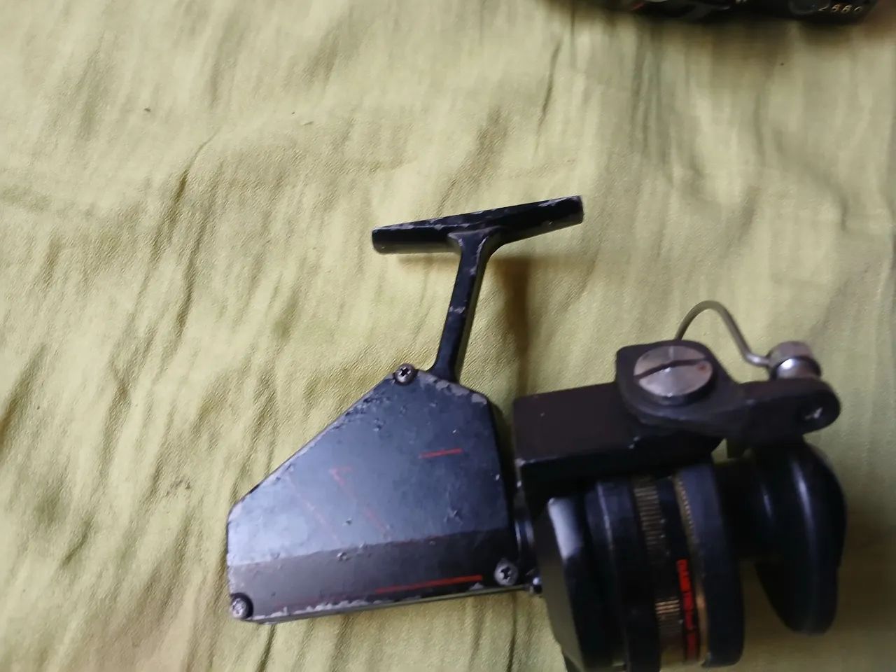 Carretilha e molinete antigo raridade  - Foto 3