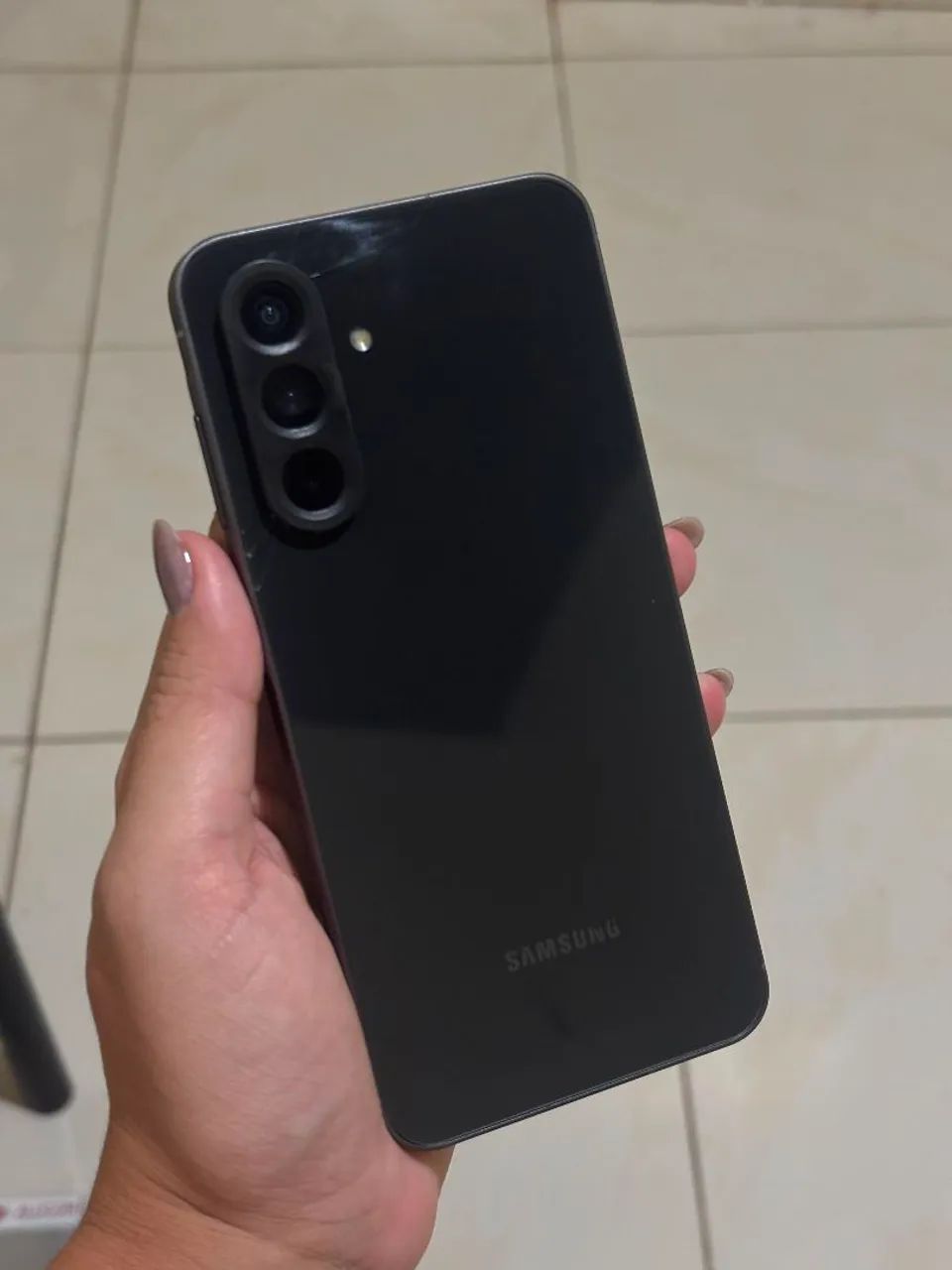 Vendo Samsung A56 256gb - Foto 3