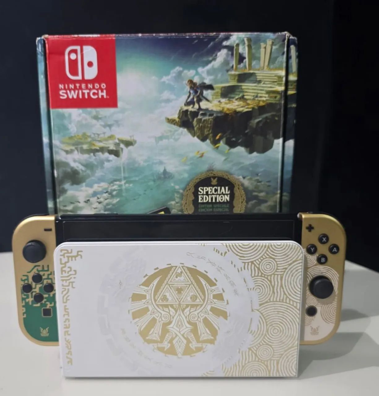 Nintendo Switch OLED Edição Zelda - NOVO