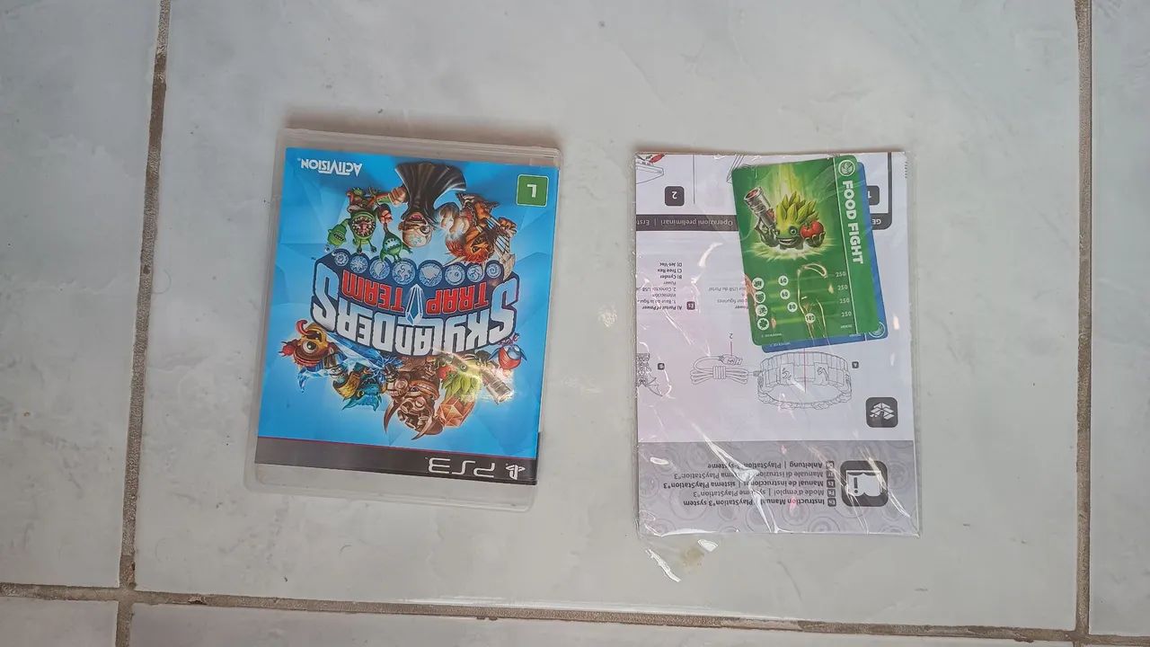Skylanders Trap Team PS3 - Starter Pack COMPLETO (Com Manual e Pôster) - Foto 3